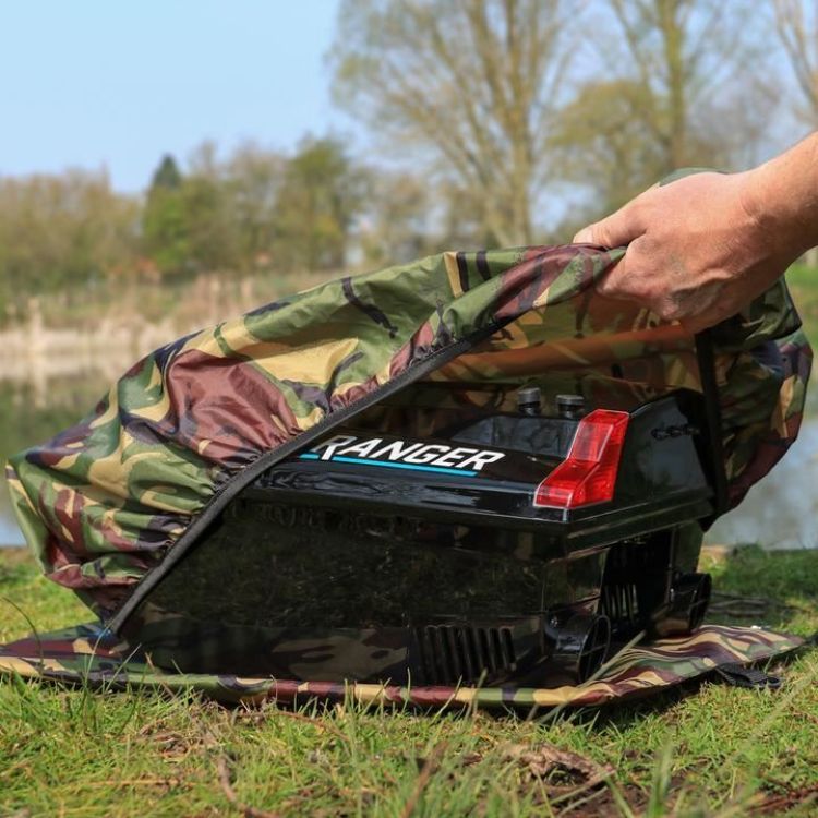 Снимка на Покривало за лодка Cult DPM Camo Bait Boat Waterproof Cover