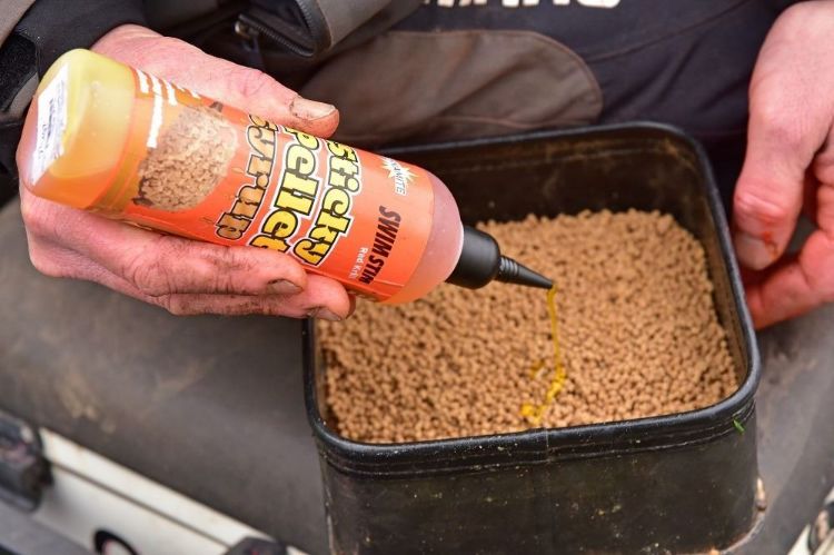 Снимка на Ликуид Dynamite Baits Sticky Pellet Syrup 0,300мл.
