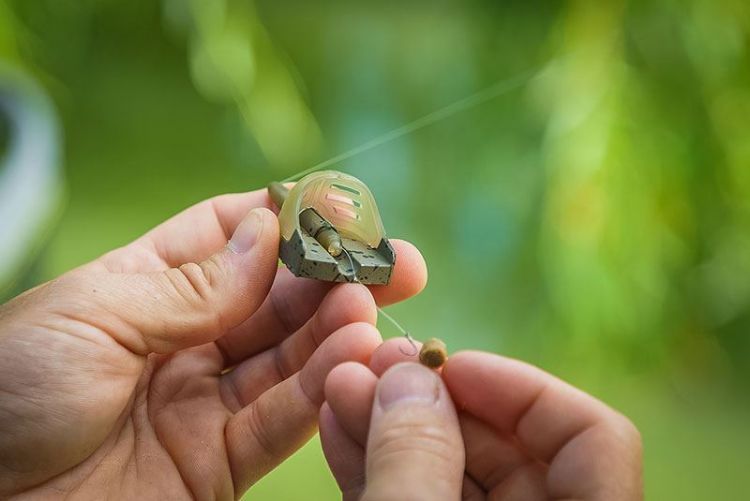 Снимка на Фидер хранилка Pellet Feeder Small