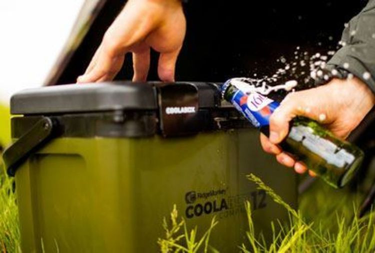 Снимка на Хладилна чанта RidgeMonkey CoolaBox Compact 12L 