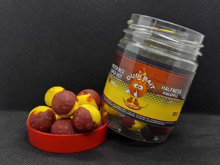 Снимка на ДВУЦВЕТНИ ТОПЧЕТА ЗА СТРЪВ DUDI BAIT MISTER RED SUPER HOT HALFNESS HOOKBAITS