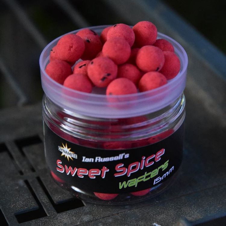 Снимка на Уафтър Dynamite Baits Ian Russell Wafters 15mm