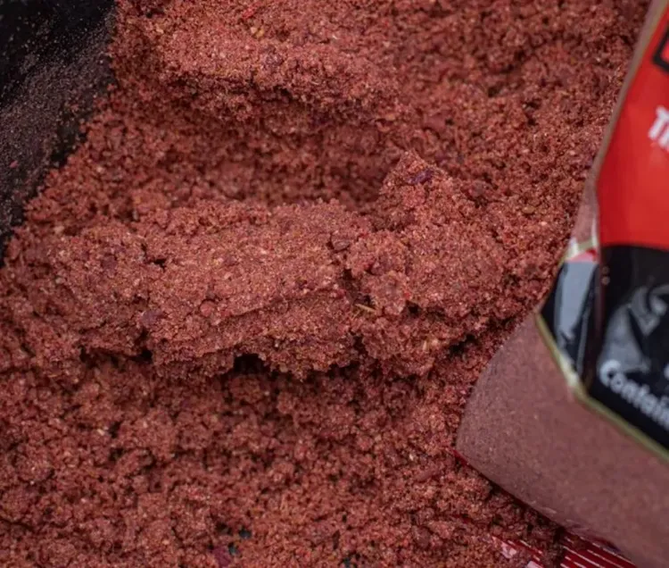Снимка на Захранка Dynamite Bait Robin Red Groundbait