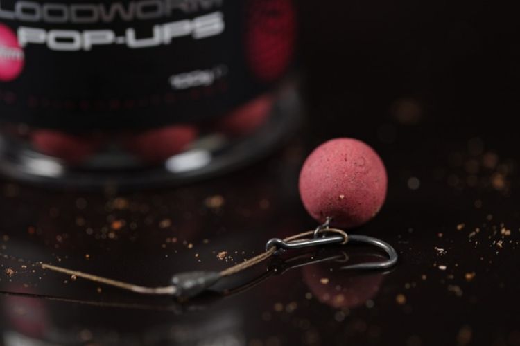 Снимка на Плуващи топчета Sticky Baits Bloodworm Pop Ups 12mm