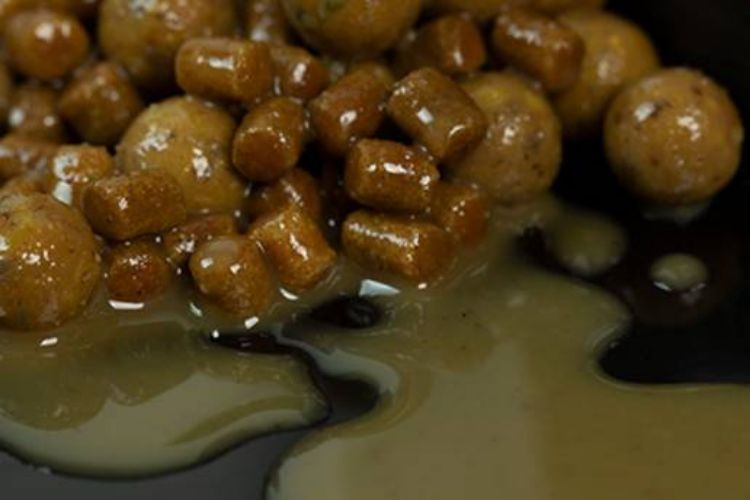 Снимка на Ликуид Sticky Baits Cloudy Manilla Liquid